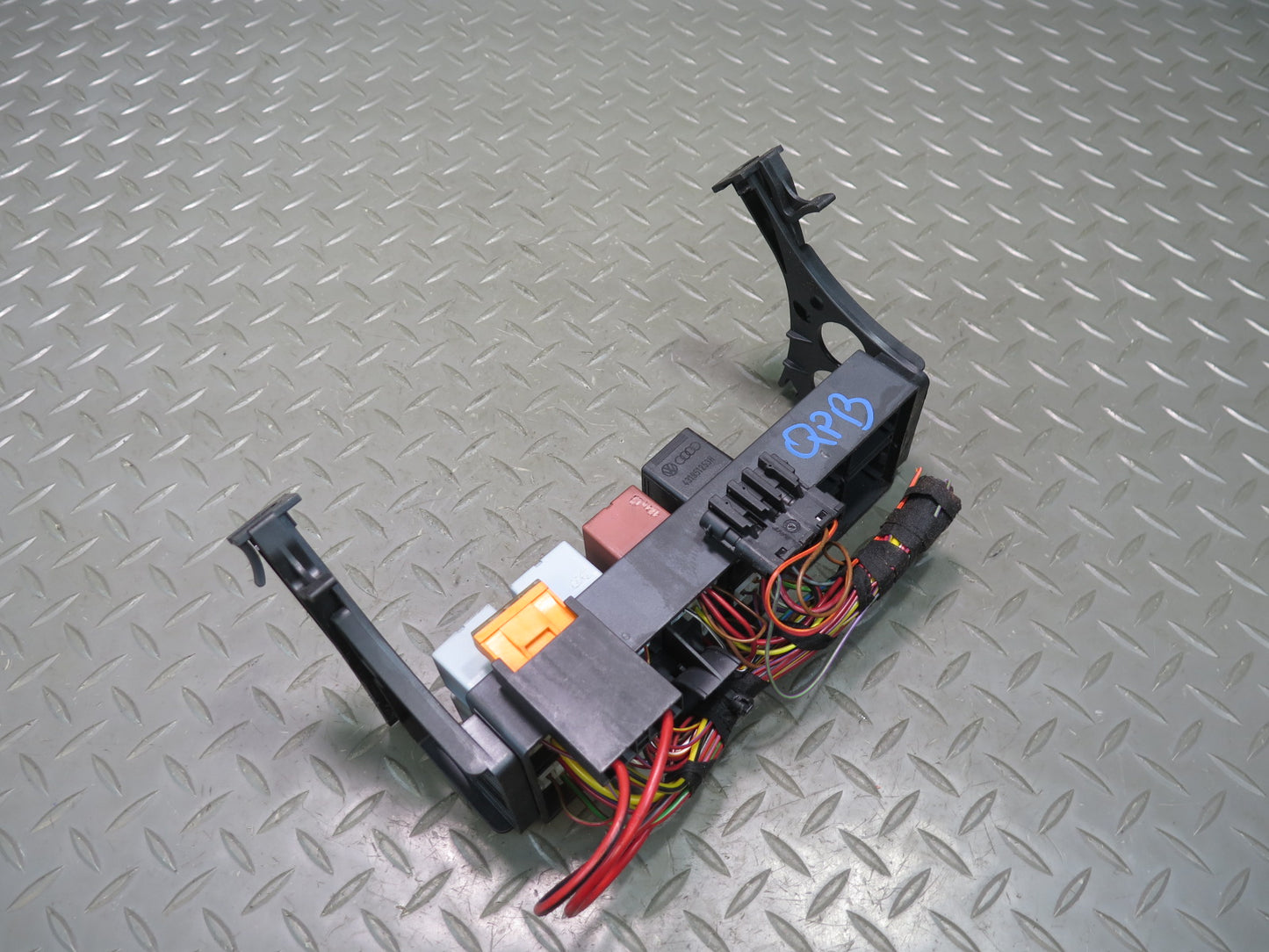 1997-2004 Porsche Boxster 986 Fuse Relay Box Module