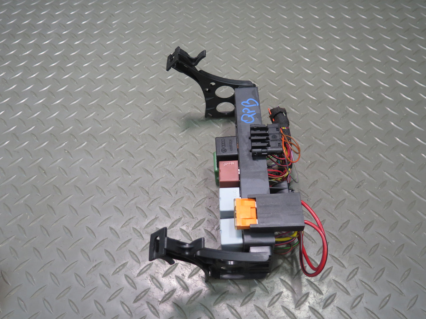 1997-2004 Porsche Boxster 986 Fuse Relay Box Module