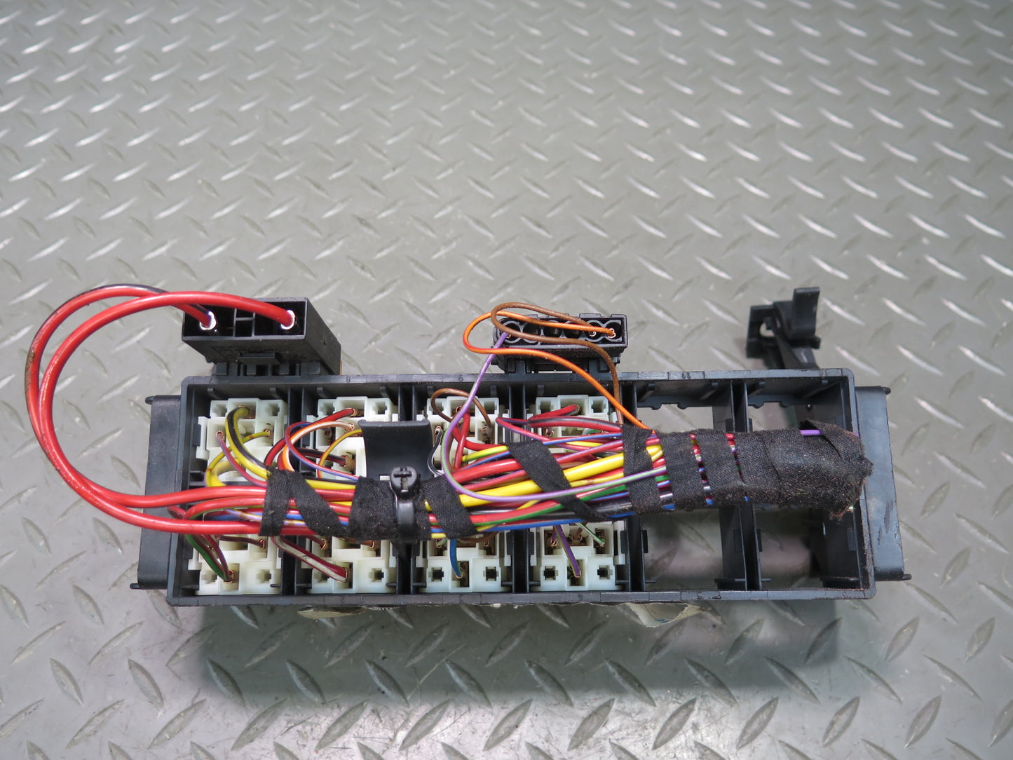 1997-2004 Porsche Boxster 986 Fuse Relay Box Module