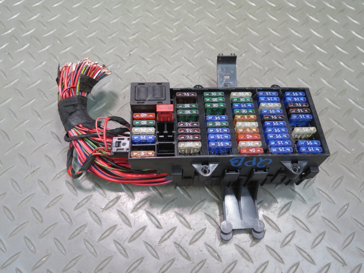 2000-2004 Porsche Boxster 986 Fuse Relay Junction Box Module Unit