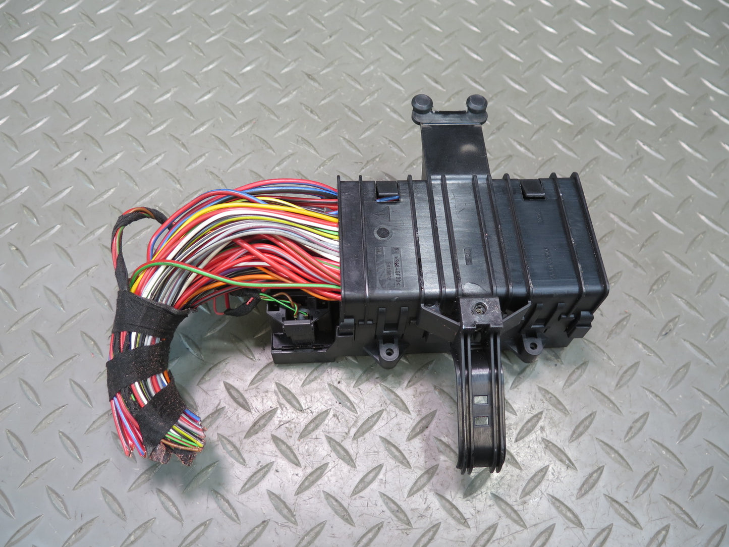 2000-2004 Porsche Boxster 986 Fuse Relay Junction Box Module Unit
