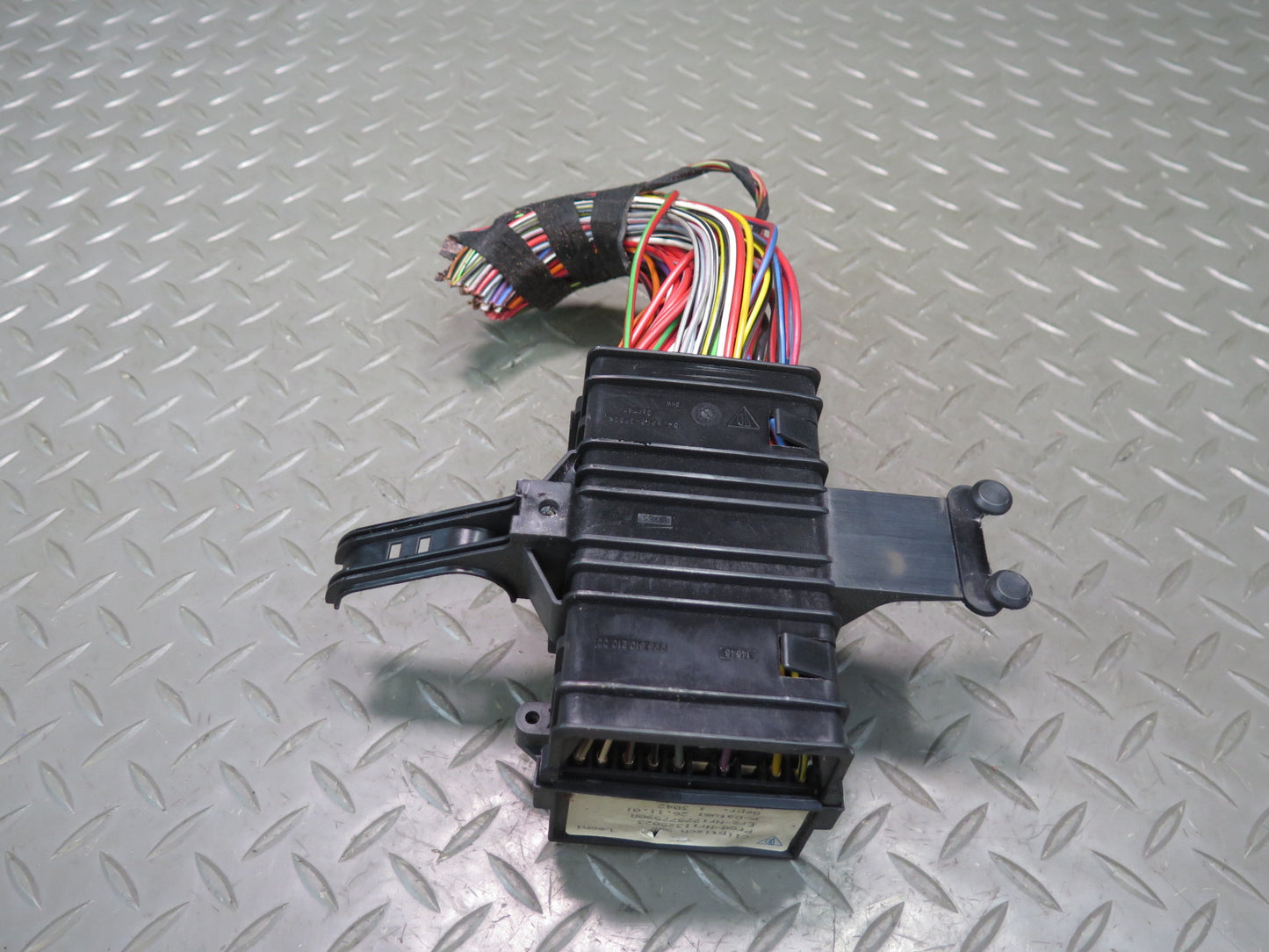2000-2004 Porsche Boxster 986 Fuse Relay Junction Box Module Unit