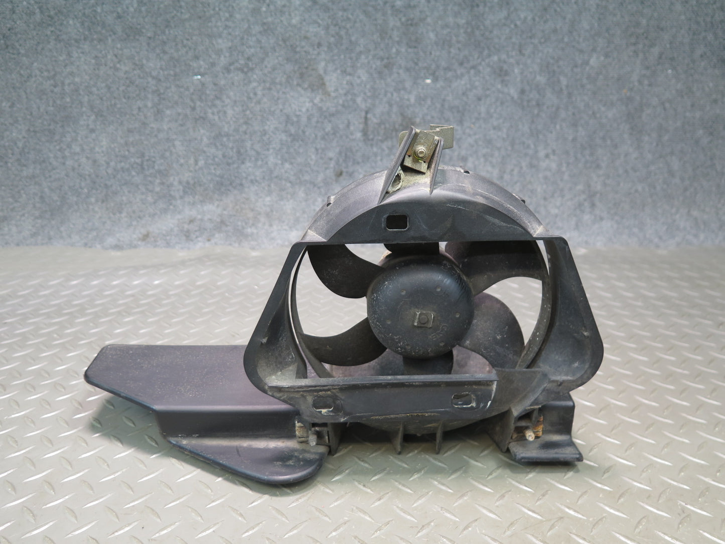 1997-2004 Porsche Boxster 986 Engine Cooling Fan Motor 98662403600