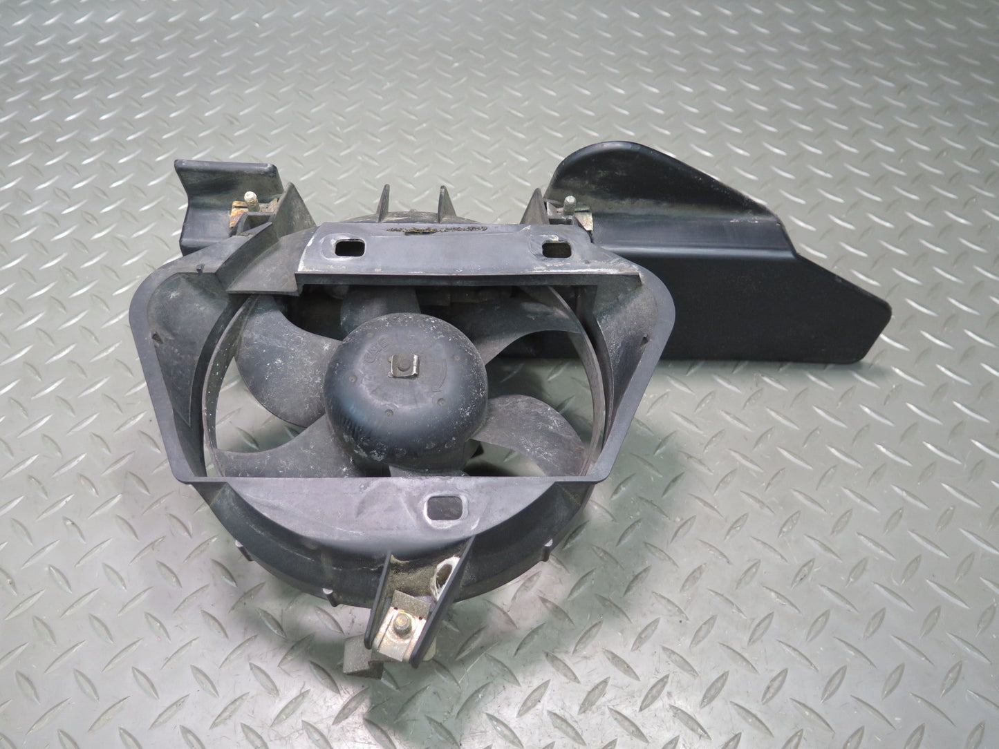 1997-2004 Porsche Boxster 986 Engine Cooling Fan Motor 98662403600