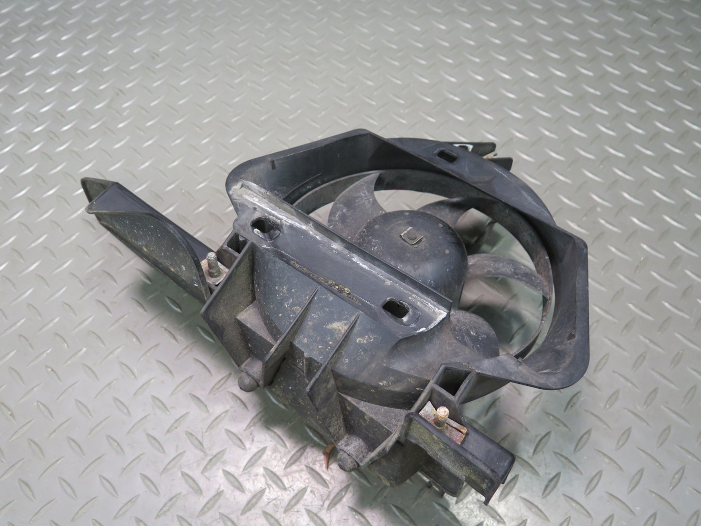 1997-2004 Porsche Boxster 986 Engine Cooling Fan Motor 98662403600