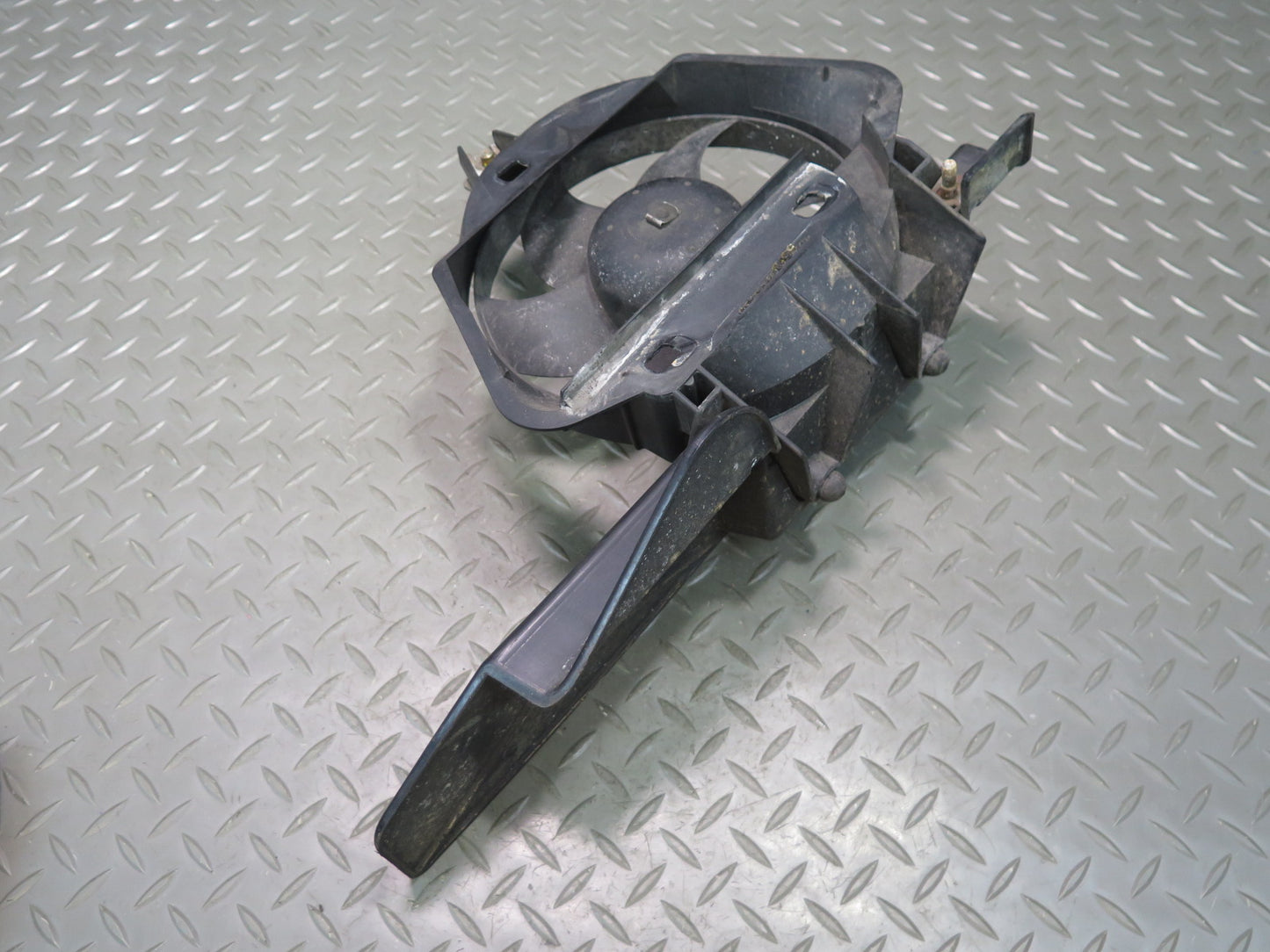 1997-2004 Porsche Boxster 986 Engine Cooling Fan Motor 98662403600