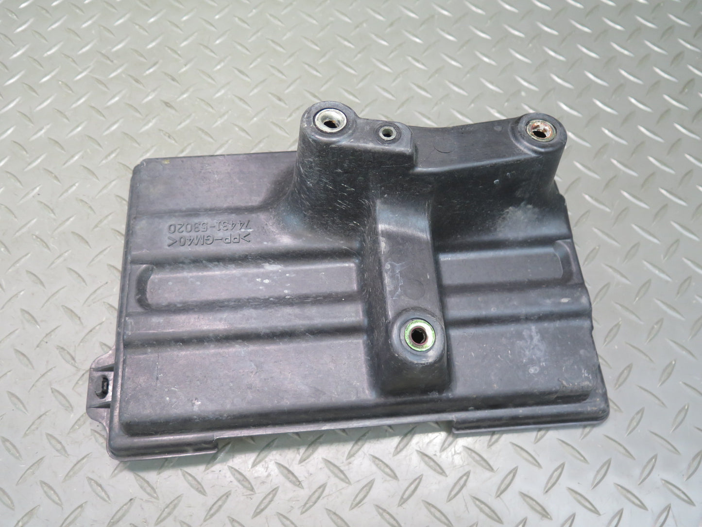 01-05 Lexus JCE10L IS300 Battery Tray Holder Bracket Set OEM