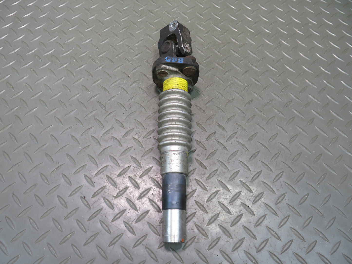 1997-2004 Porsche Boxster 986 Steering Column Lower Shaft U Joint