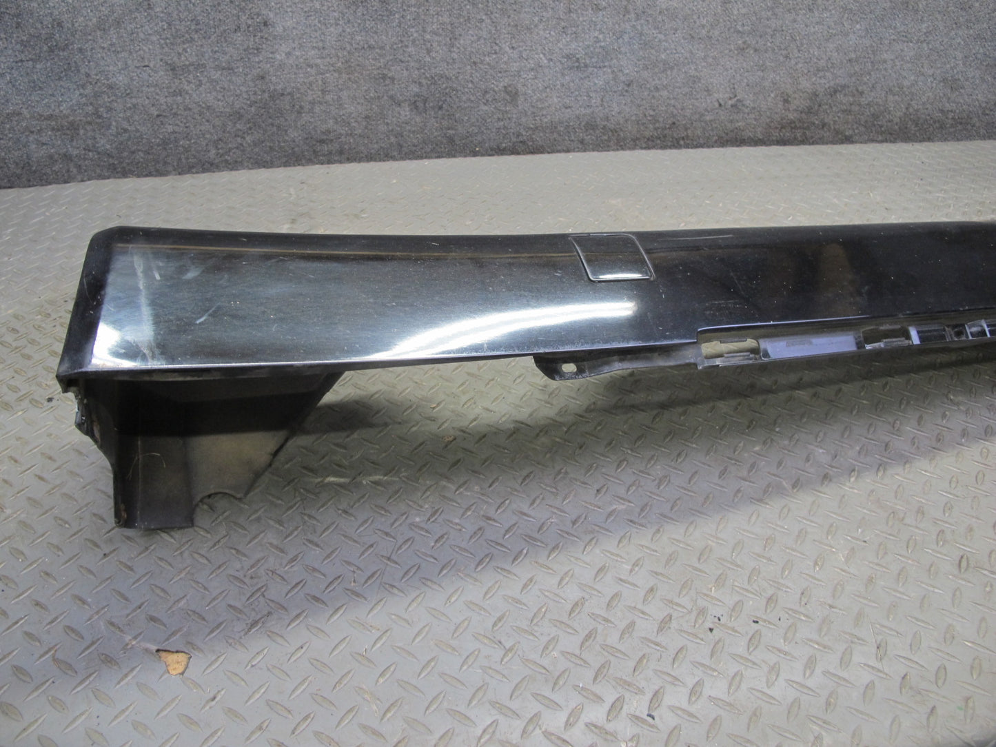 96-02 Mercedes R129 Sl-class Set of 2 Side Skirt Rocker Panel Molding Black OEM