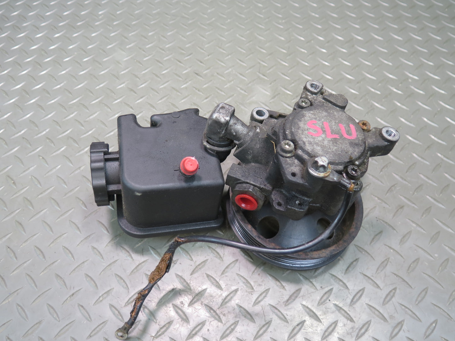 99-02 Mercedes R129 SL500 Hydraulic Power Steering Pump w Reservoir Assy OEM