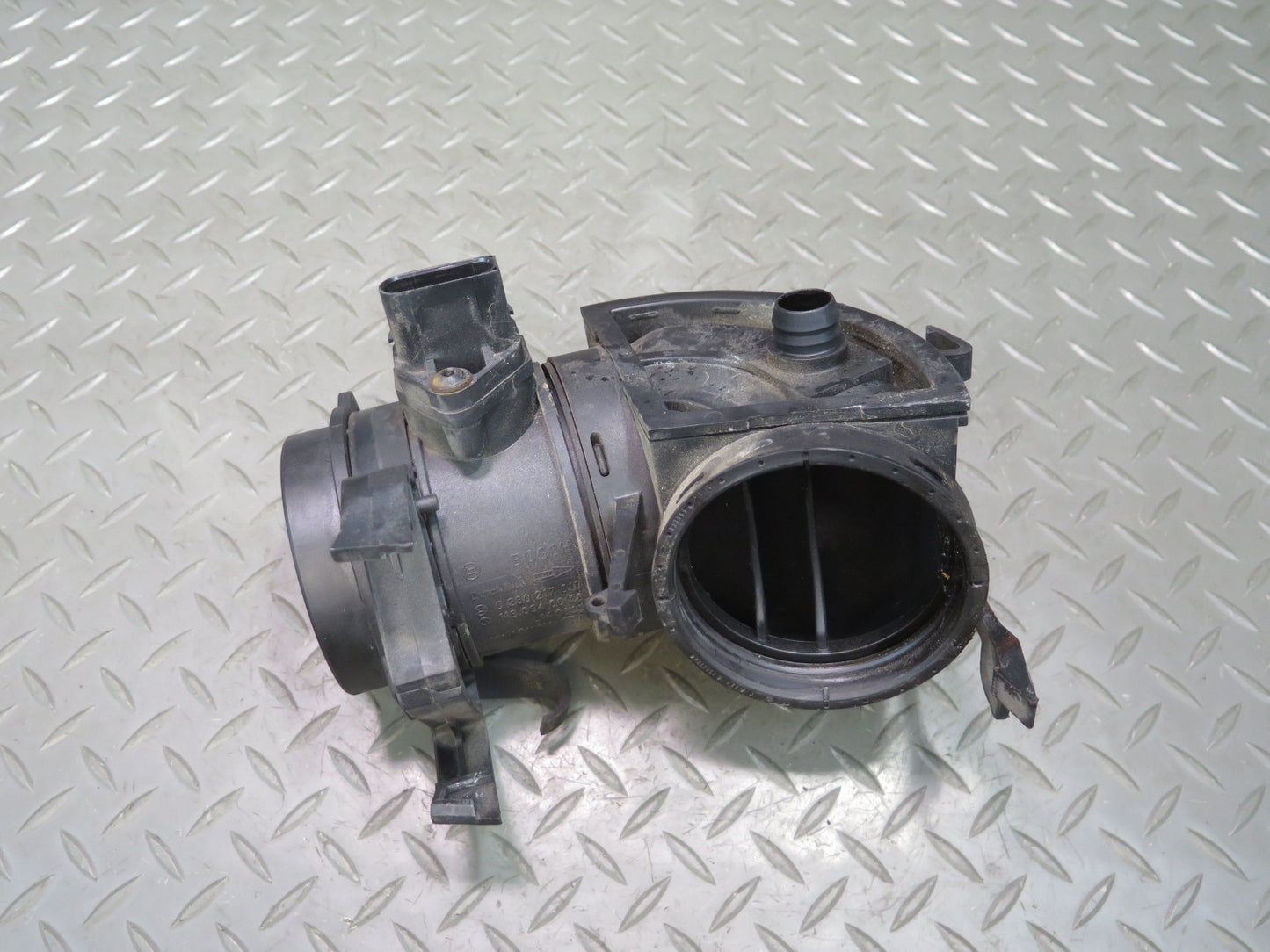 99-02 Mercedes R129 SL500 Mass Air Flow Meter MAF Sensor w Intake Pipe OEM