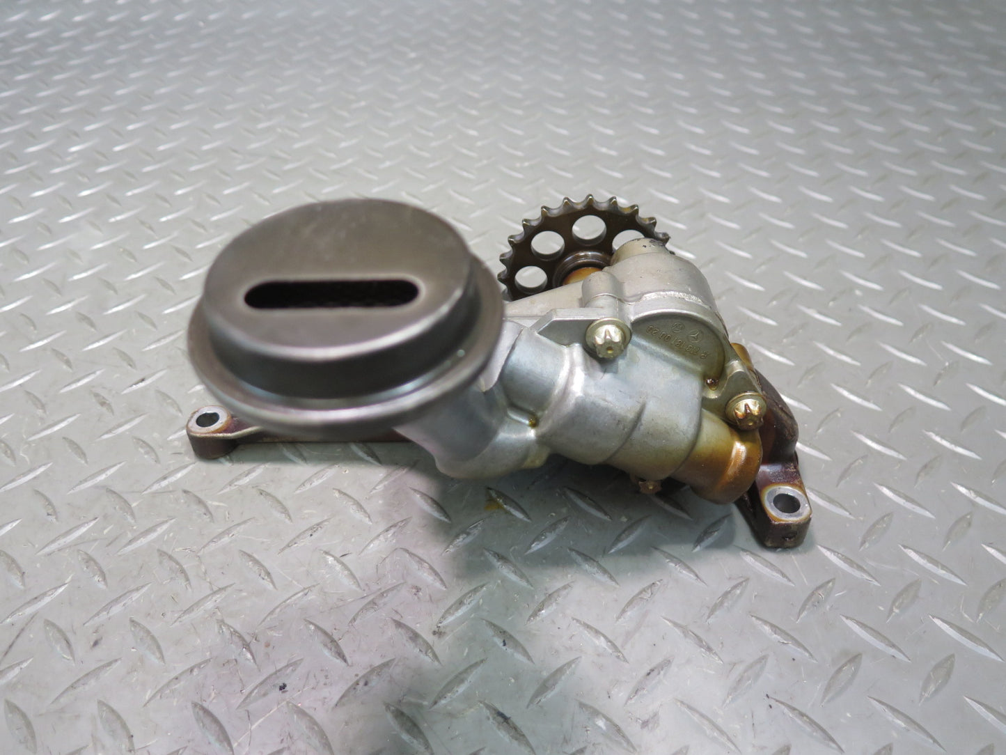 99-02 Mercedes R129 SL500 M113.961 Engine Motor Oil Pump w Pickup Tube OEM