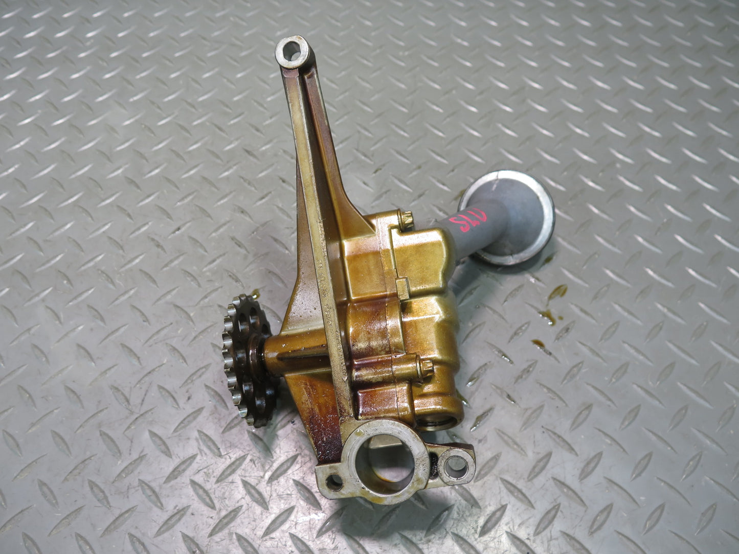 99-02 Mercedes R129 SL500 M113.961 Engine Motor Oil Pump w Pickup Tube OEM