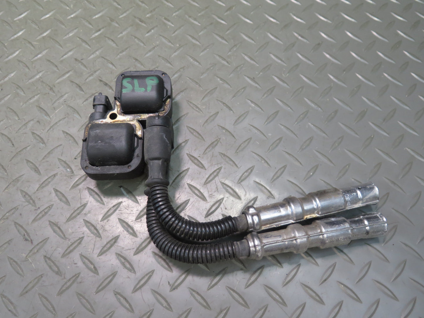 03-06 Mercedes R230 SL500 M113 Set of 8 Engine Ignition Coil 130K 0001587803 OEM