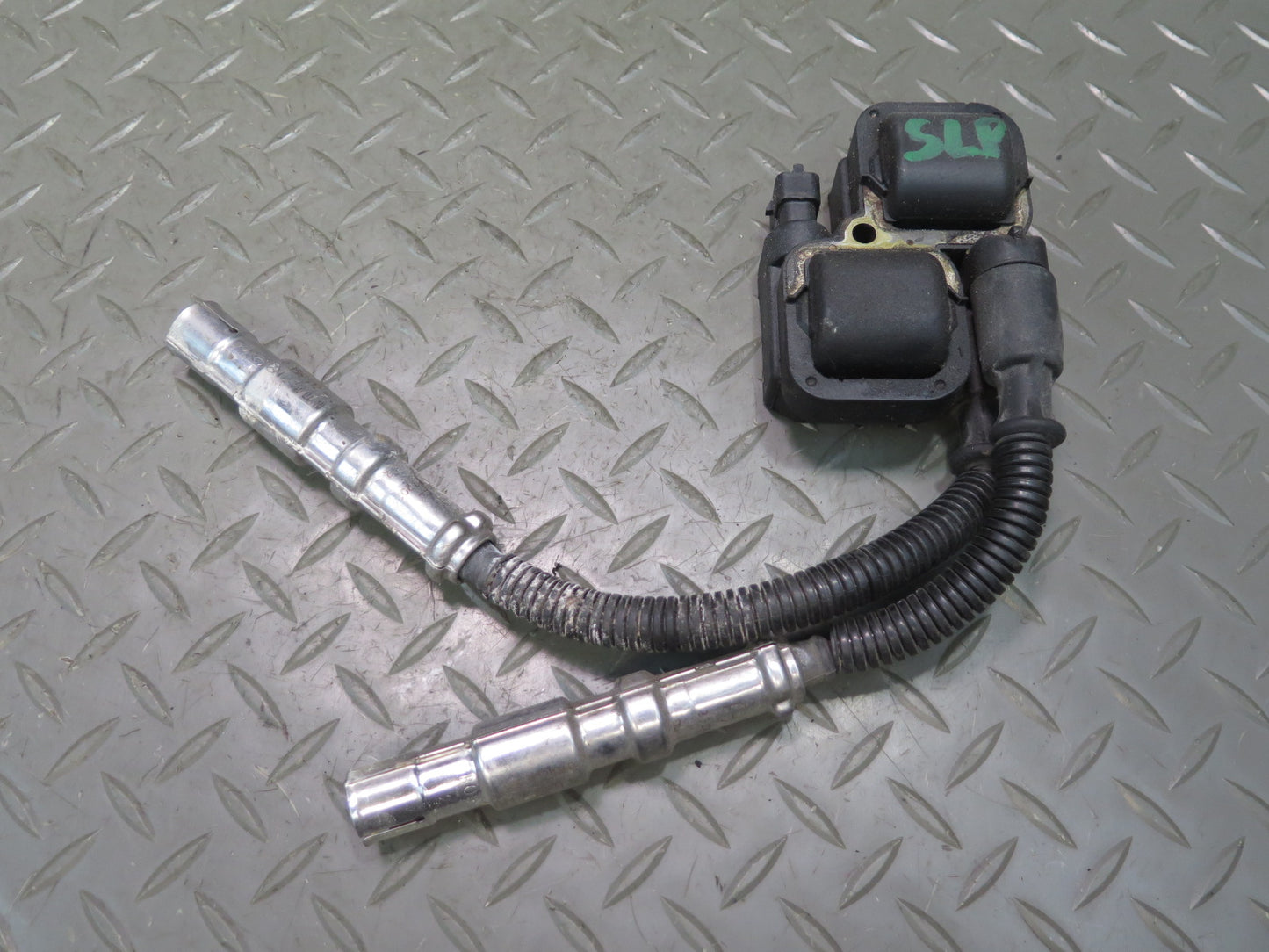 03-06 Mercedes R230 SL500 M113 Set of 8 Engine Ignition Coil 130K 0001587803 OEM