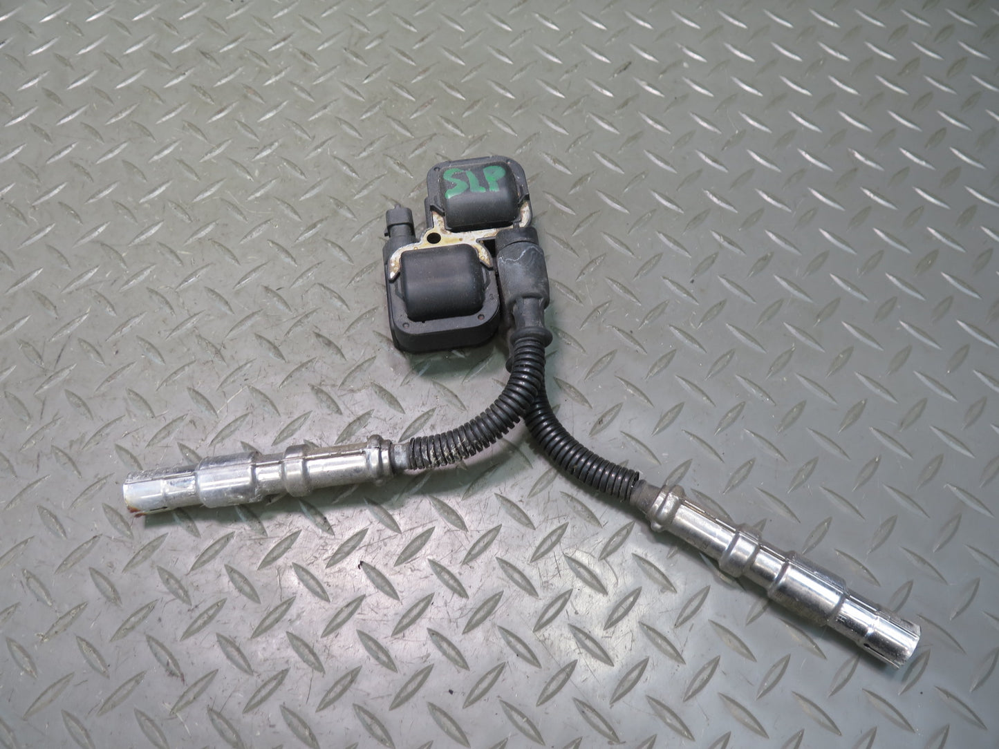 03-06 Mercedes R230 SL500 M113 Set of 8 Engine Ignition Coil 130K 0001587803 OEM