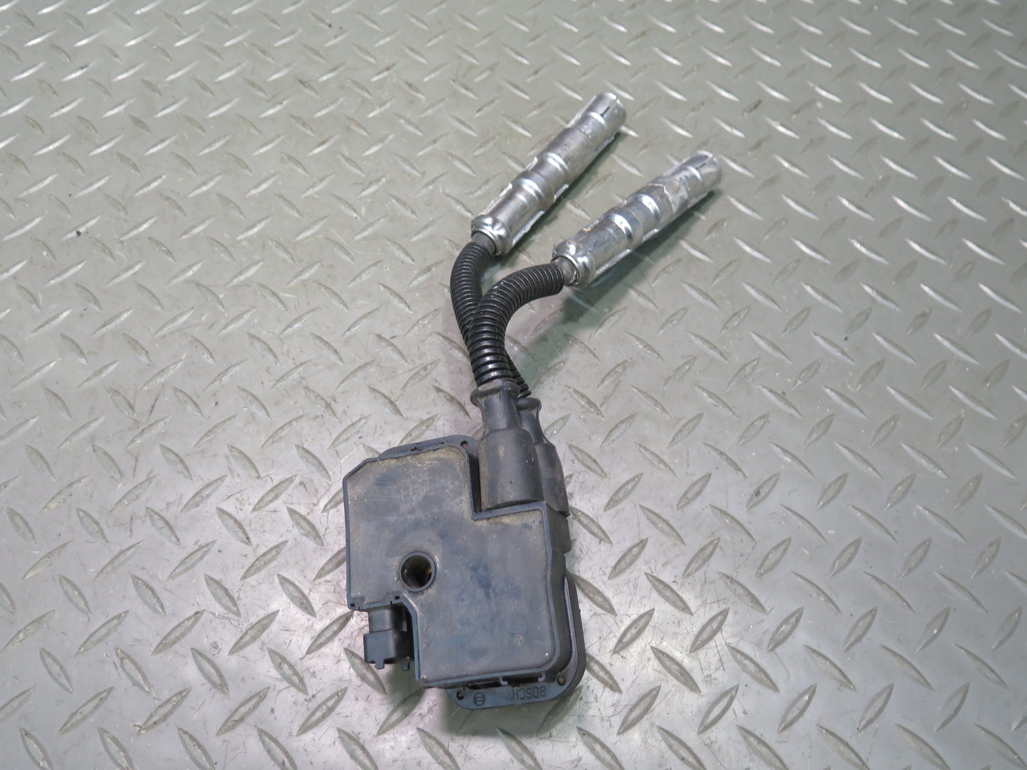 03-06 Mercedes R230 SL500 M113 Set of 8 Engine Ignition Coil 130K 0001587803 OEM