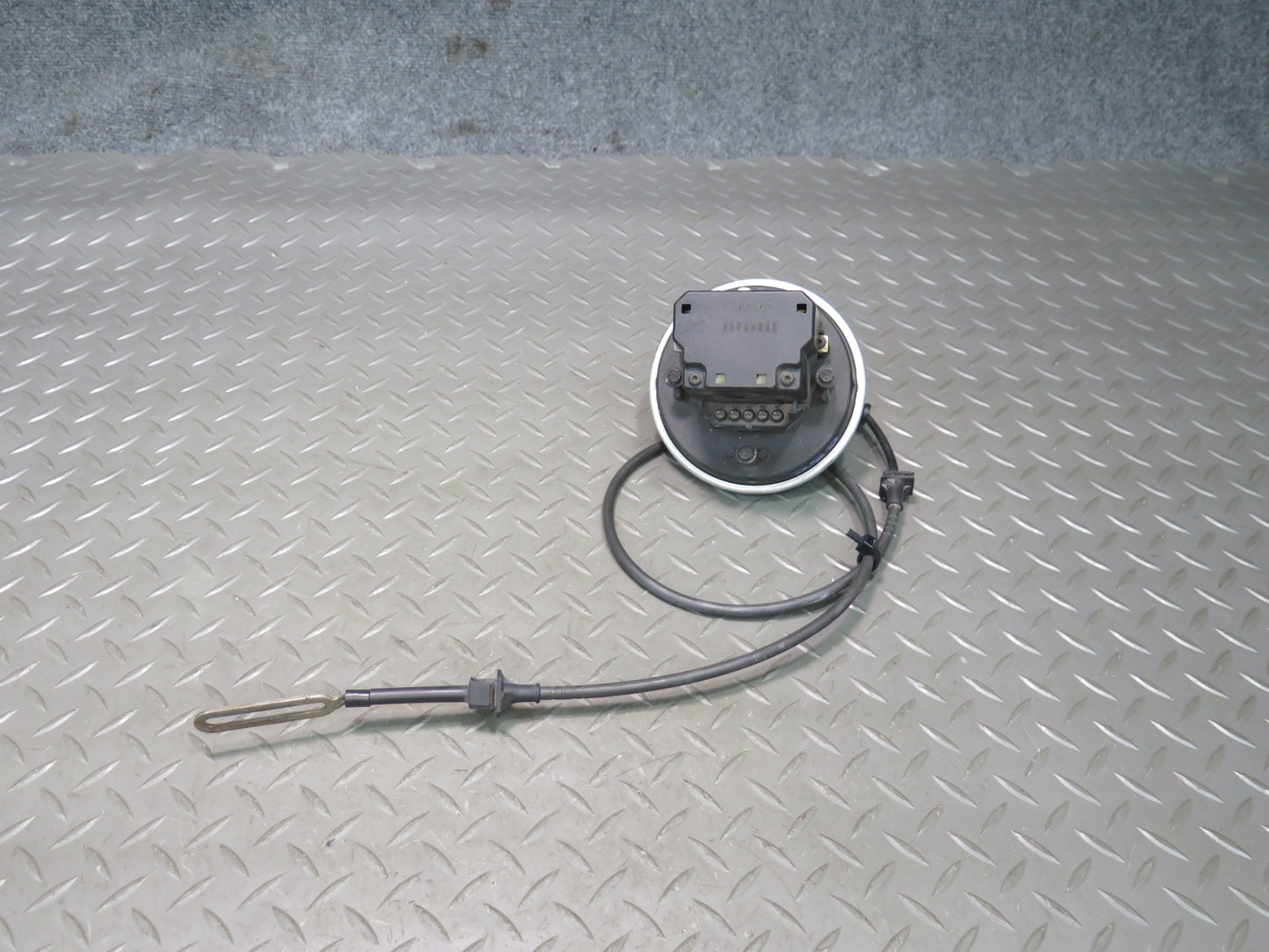90-91 Chevrolet Corvette C4 Cruise Control Servo Actuator w Cable OEM