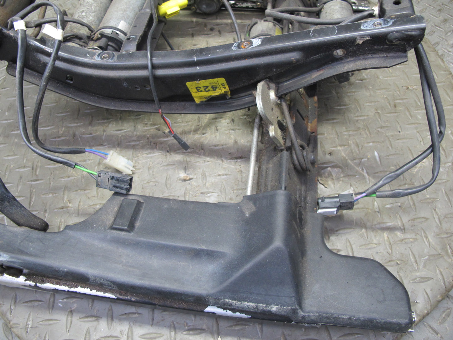 96-99 BMW E36 328i Convertible Front Right Seat Lower Frame Track Rail Motor OEM