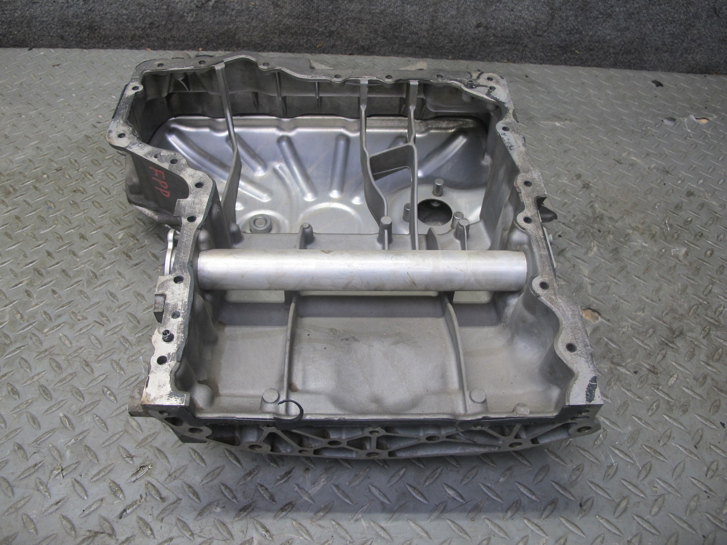 17-19 Porsche Panamera 971 2.9L Csza Engine Oil Pan Sump Tray Tube Set