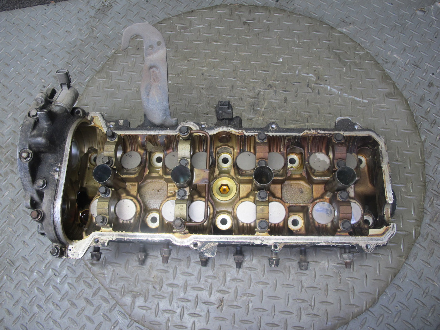 98-00 Lexus LS400 SC400 1UZFE 4.0L Left Engine Cylinder Head OEM