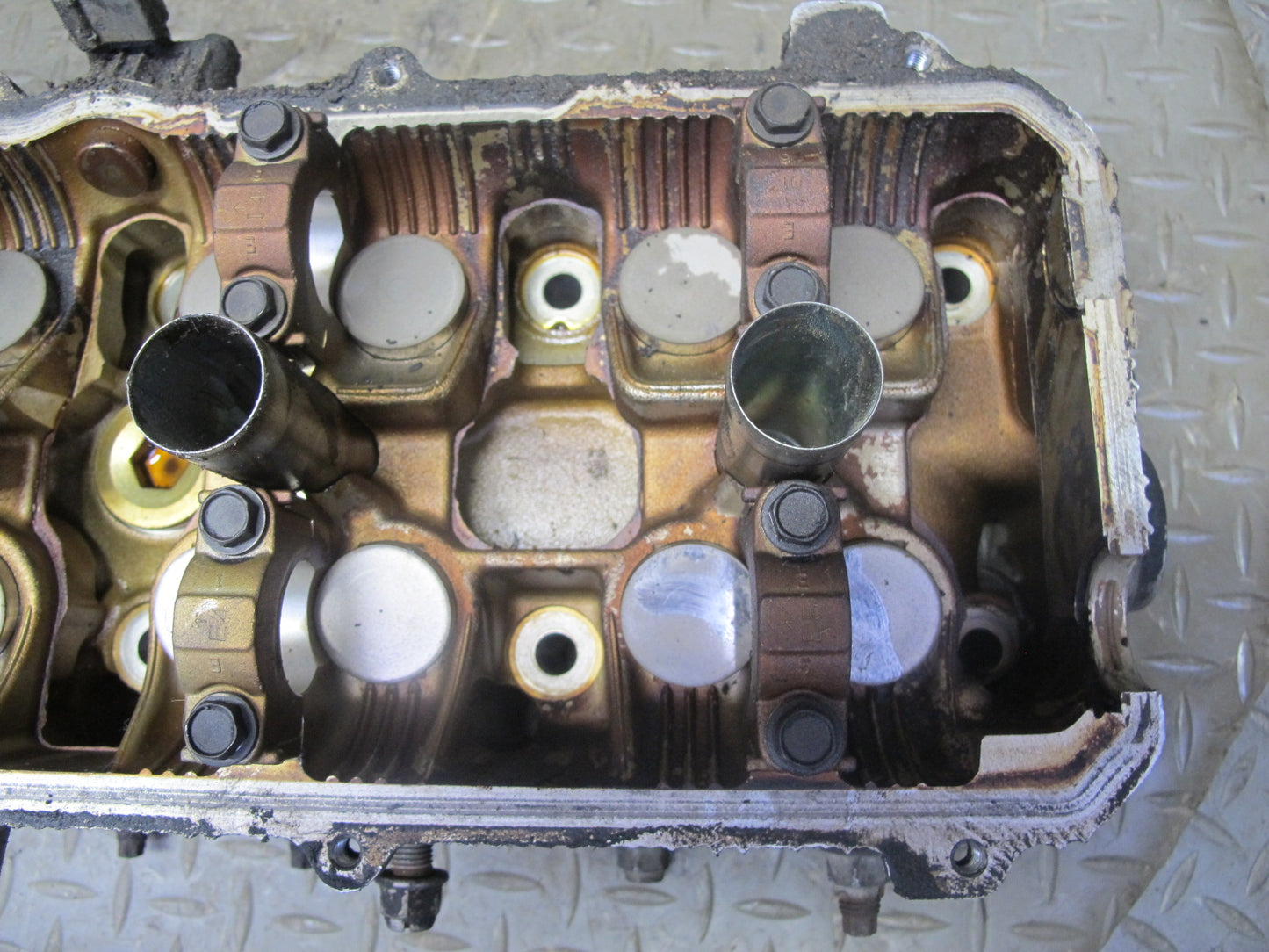 98-00 Lexus LS400 SC400 1UZFE 4.0L Left Engine Cylinder Head OEM