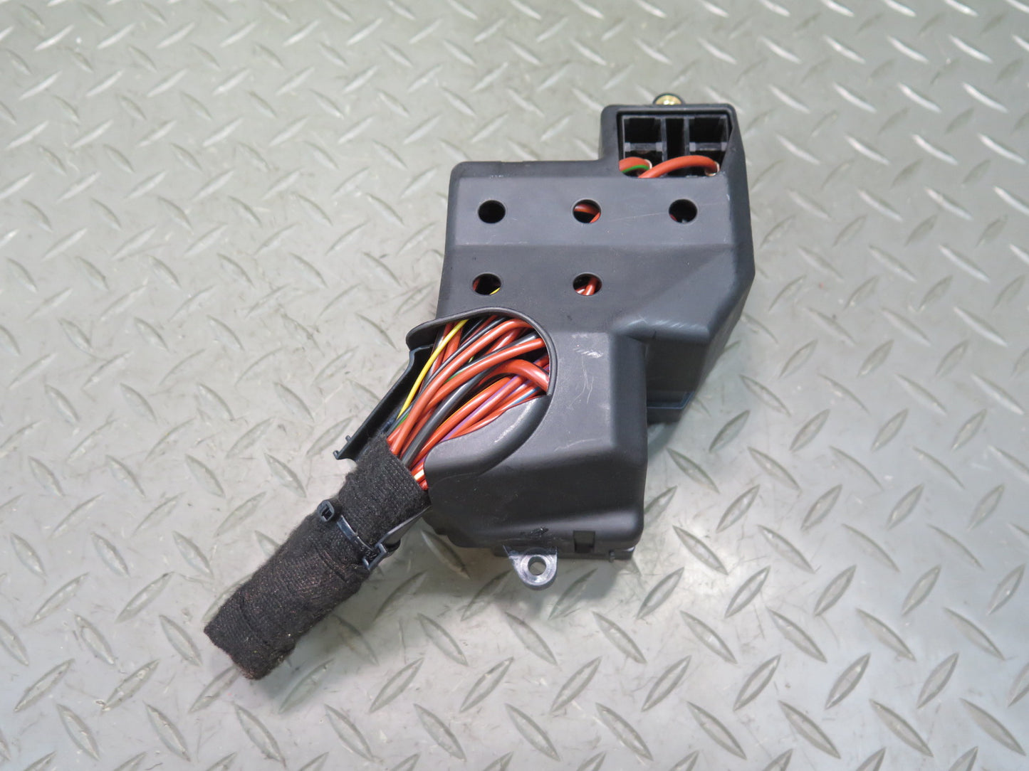 2010-2016 Porsche Panamera 970 Cabin Fuse Relay Box Module
