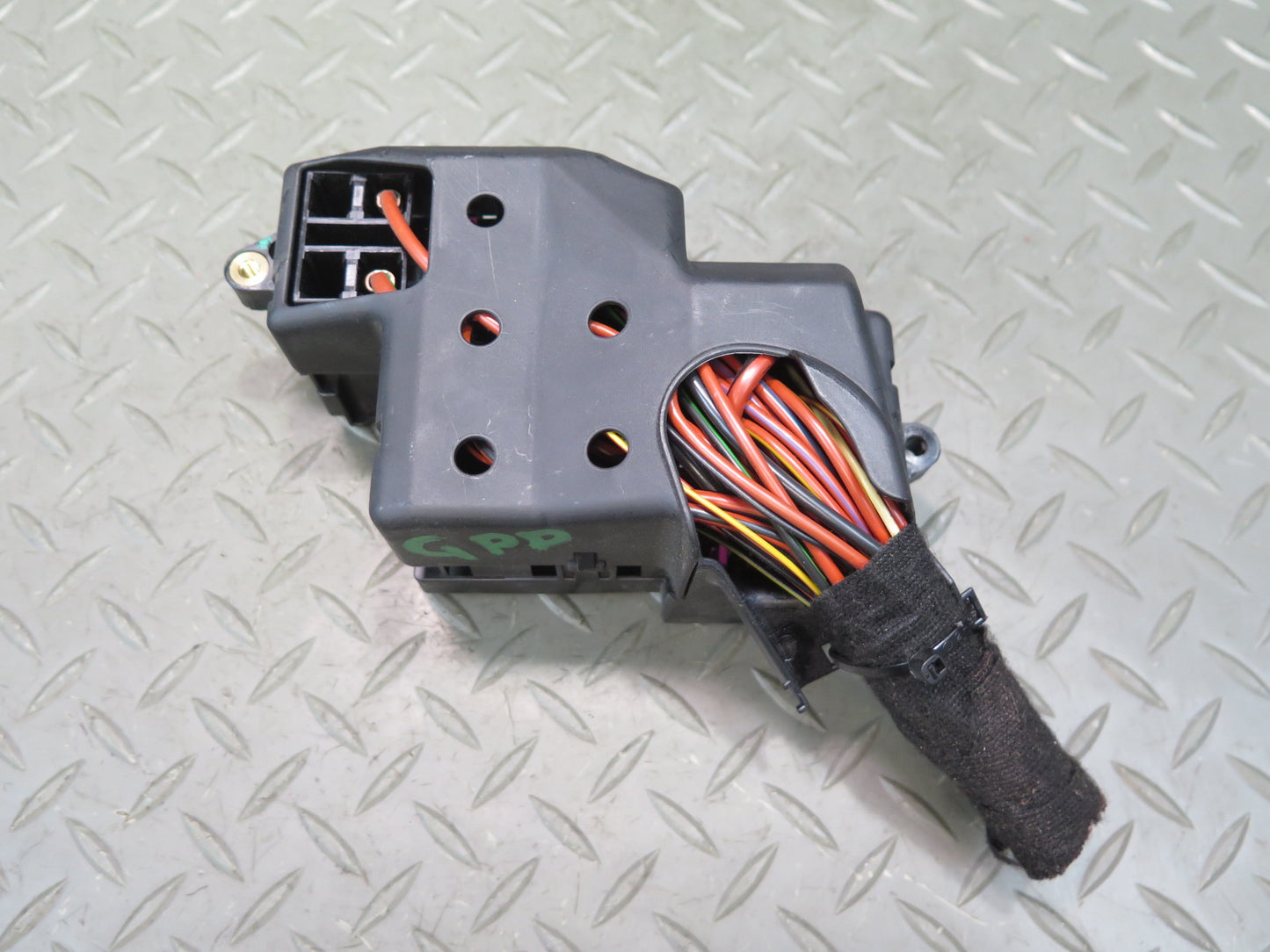 2010-2016 Porsche Panamera 970 Cabin Fuse Relay Box Module