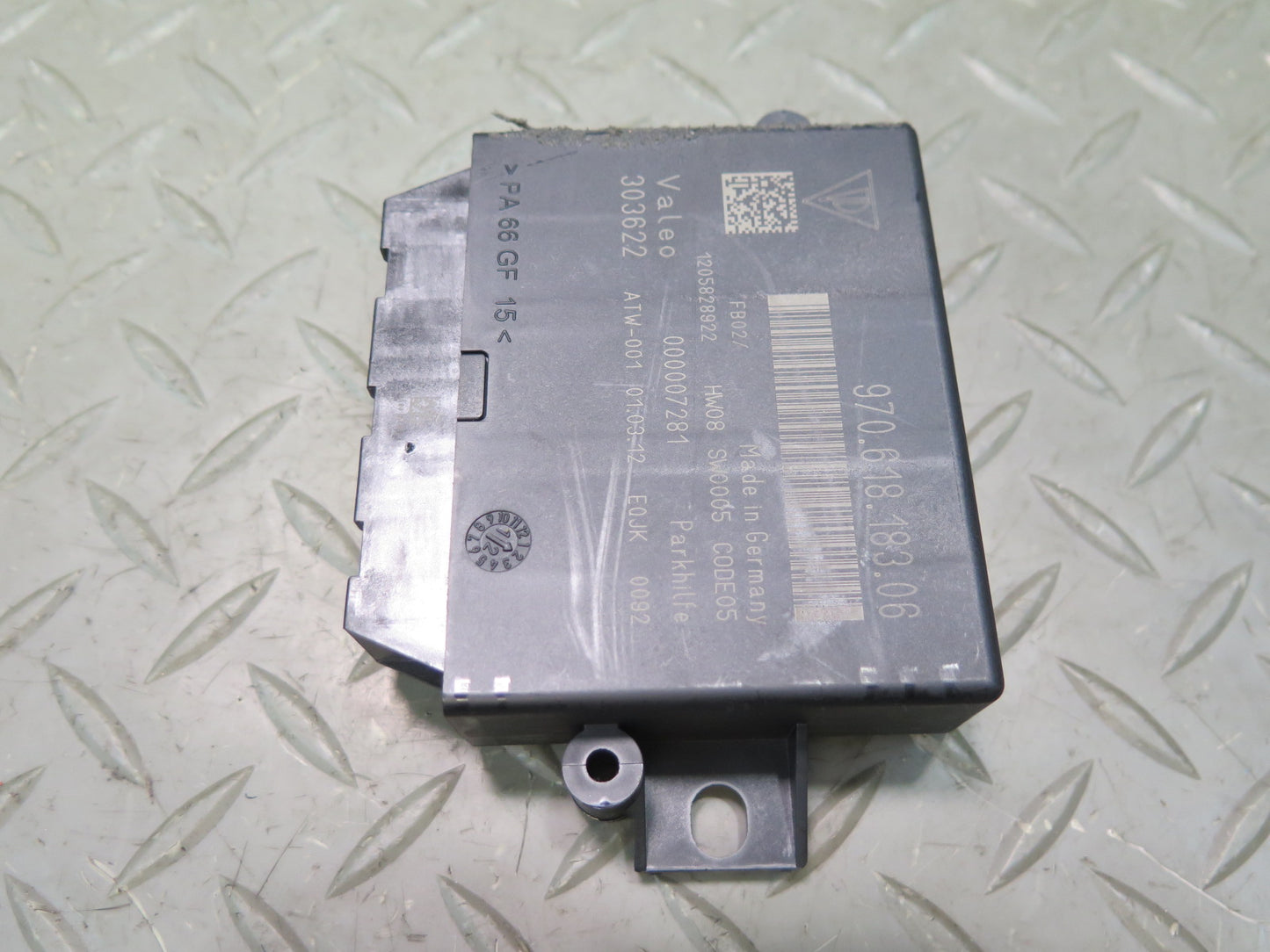 2010-2013 Porsche Panamera 970 Parking Assist Control Module 97061818306