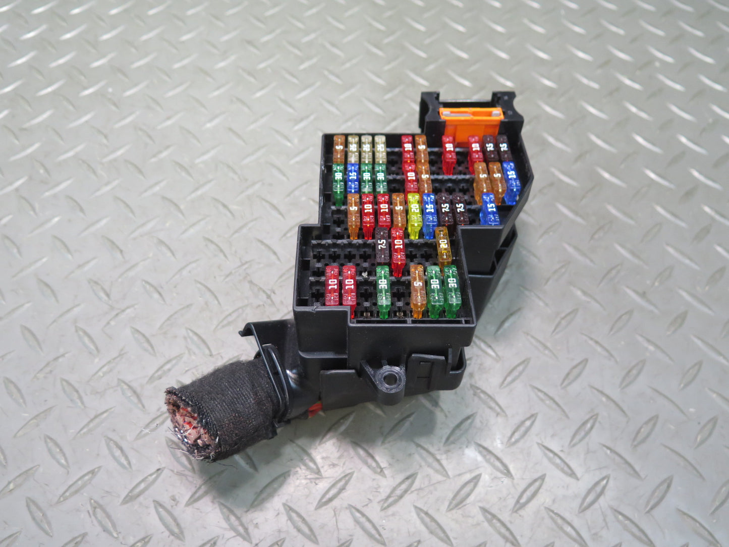 2010-2016 Porsche Panamera 970 Cabin Fuse Relay Box Module 7L0941828B