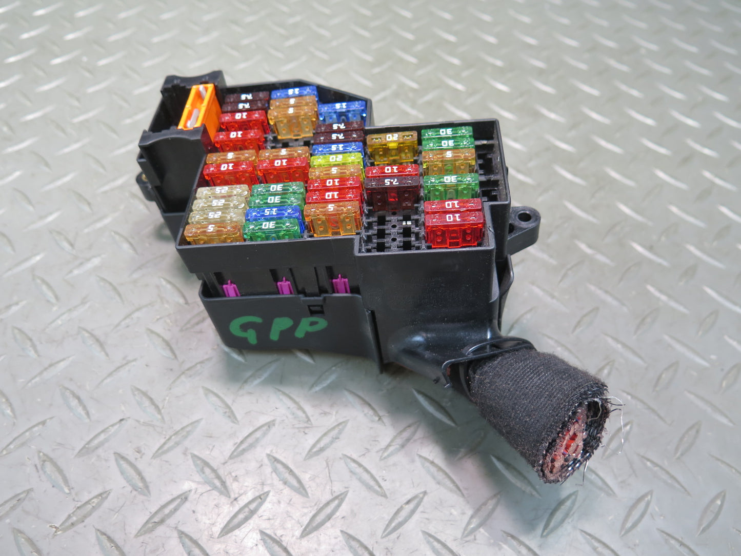 2010-2016 Porsche Panamera 970 Cabin Fuse Relay Box Module 7L0941828B