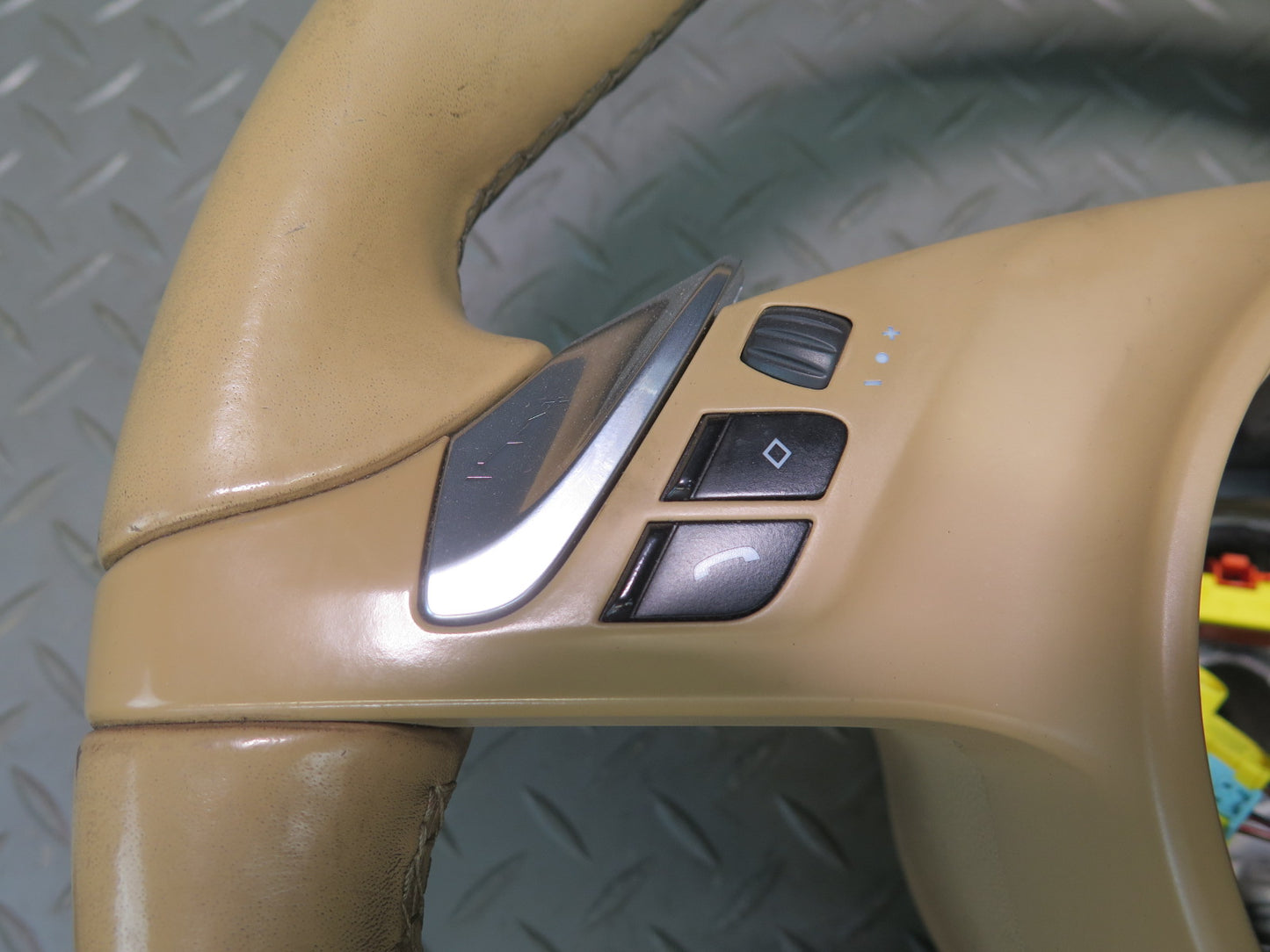 2011-2014 Porsche Cayenne 958 Multifunction Heated Leather Steering Beige