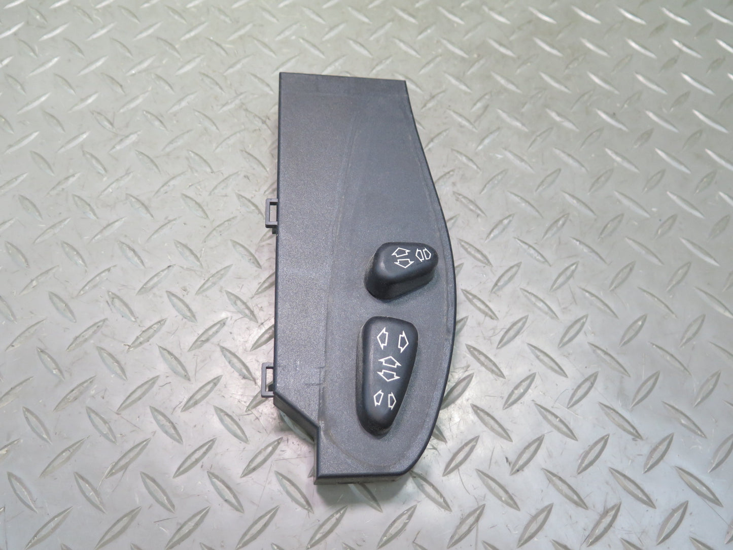 2001-2006 BMW E46 M3 Front Right Seat Adjust Lumbar Control Switch w Trim Panel