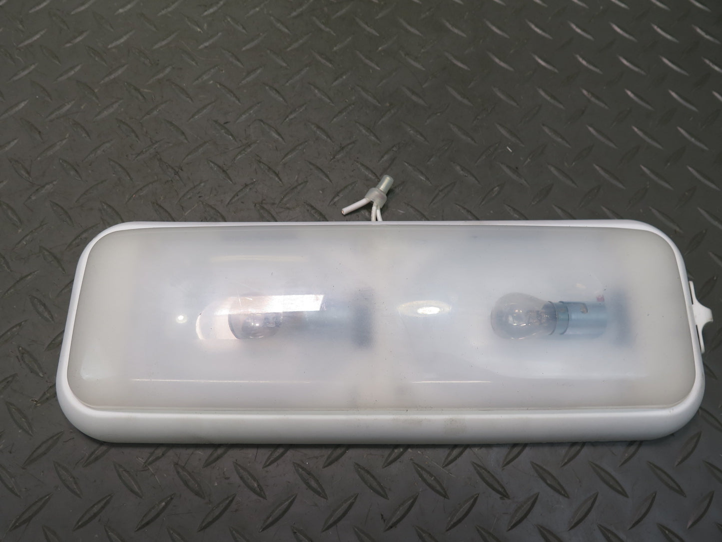 02-03 VW Eurovan T4 Winnebago Vista Front & Rear Interior Dome Light Lamp Set