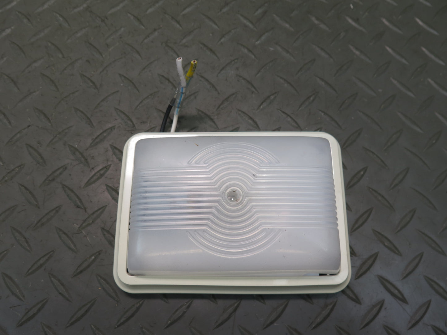 02-03 VW Eurovan T4 Winnebago Vista Front & Rear Interior Dome Light Lamp Set