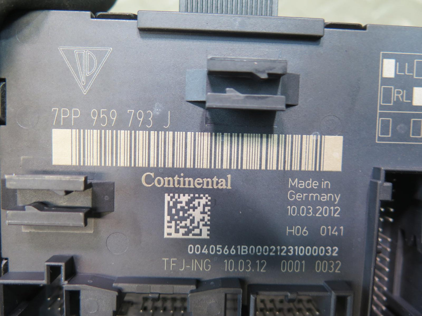 2010-2016 Porsche Panamera 970 Front Left Door Control Module 7PP959793J