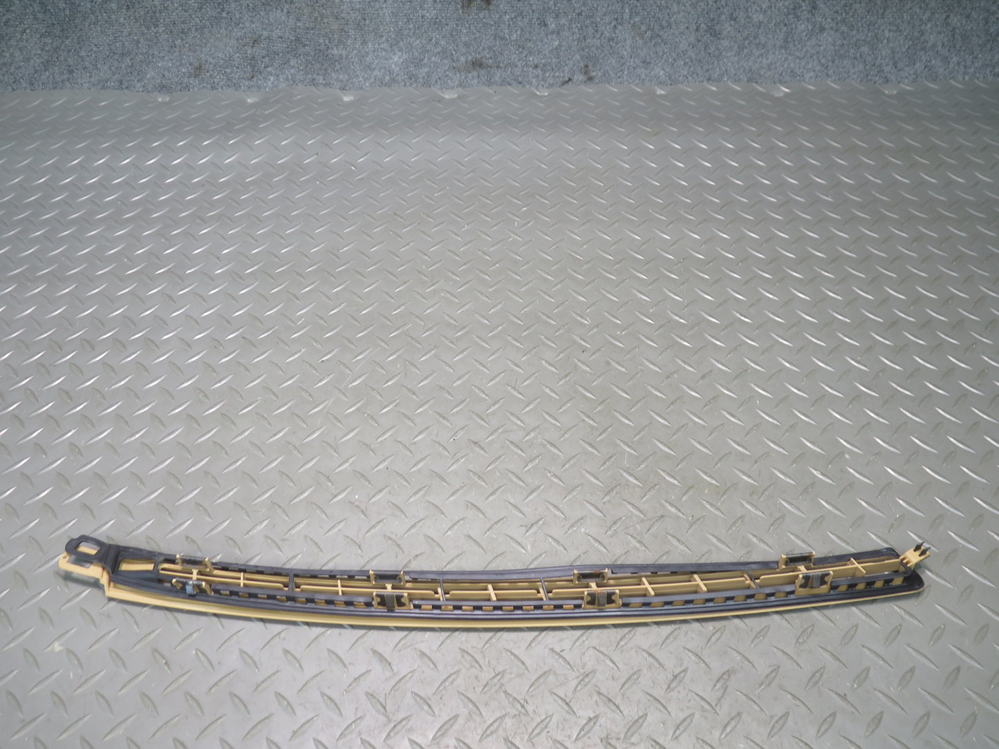 2010-2016 Porsche Panamera 970 Dash Front A/C Air Vent Trim Grille Set