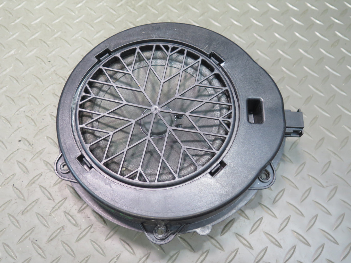 2010-2016 Porsche Panamera 970 Rear Left & Right Door Speaker 97064565101 Set