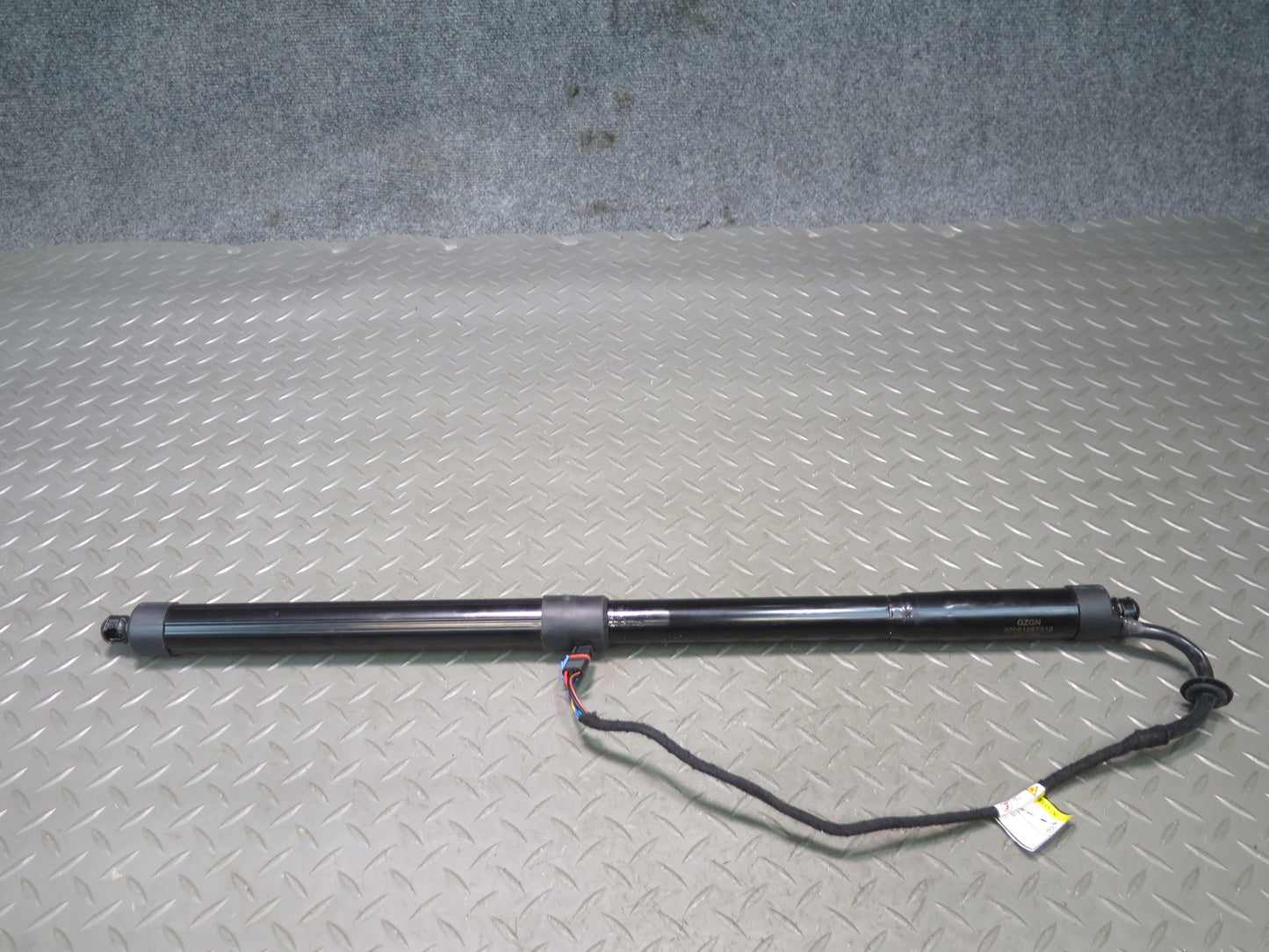 2010-2016 Porsche Panamera 970 Rear Trunk Lid Lift Shock Strut Support Set of 2