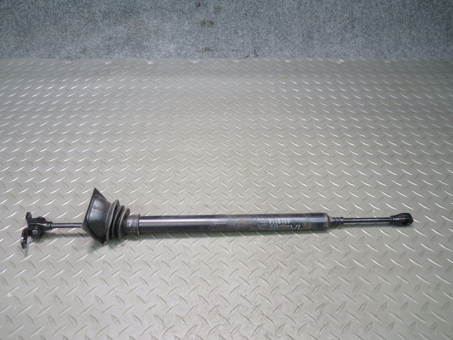 2010-2016 Porsche Panamera 970 Front Left & Right Door Shock Strut Support Set