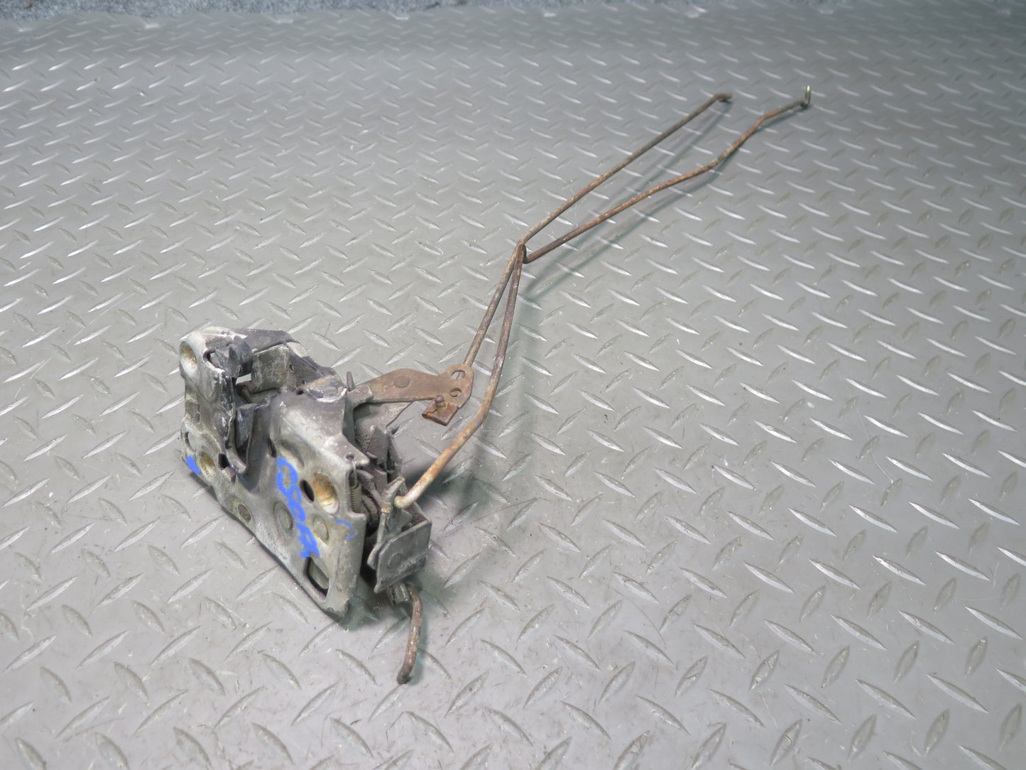 90-96 Chevrolet Corvette C4 Right Door Lock Latch Actuator OEM