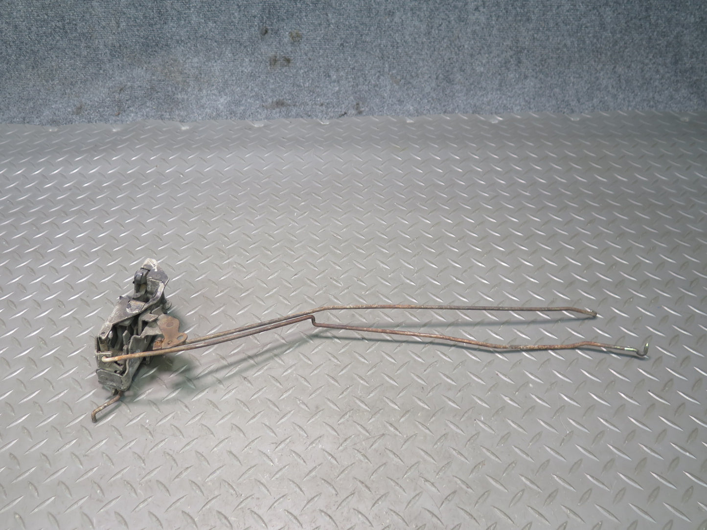 90-96 Chevrolet Corvette C4 Right Door Lock Latch Actuator OEM