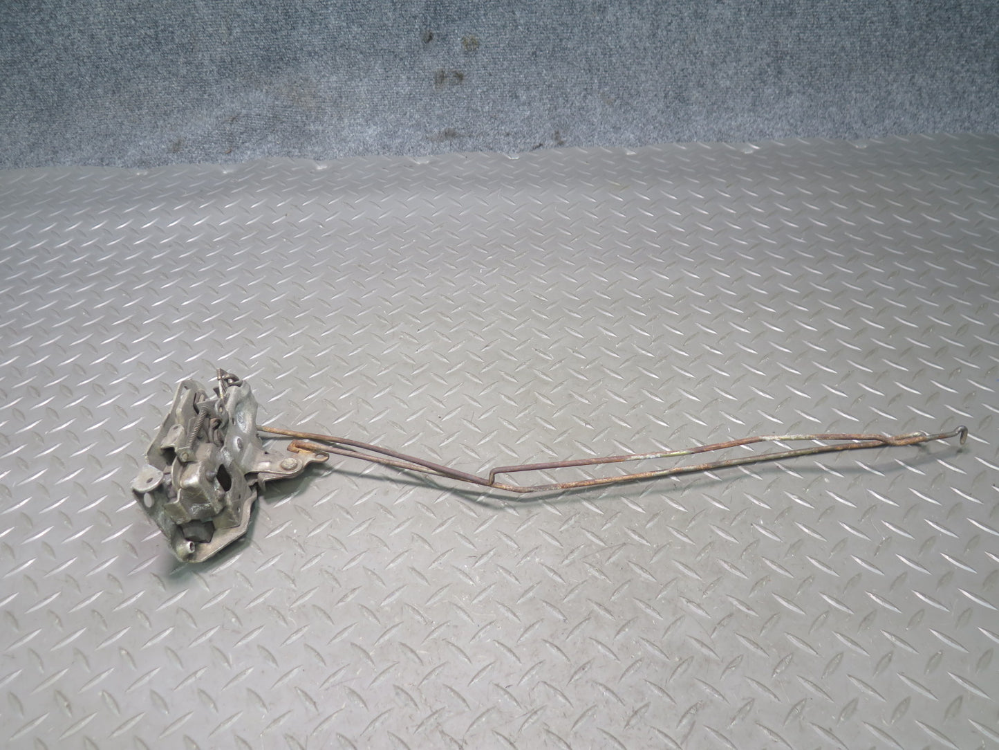 90-96 Chevrolet Corvette C4 Right Door Lock Latch Actuator OEM