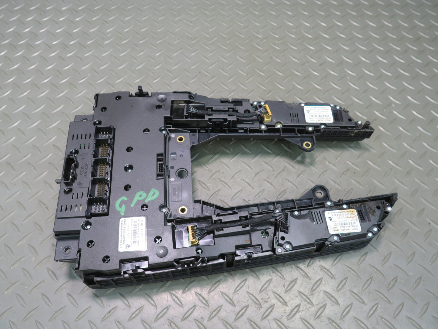 2012-2013 Porsche Panamera 970 Center Console A/C Heater Climate Control Switch