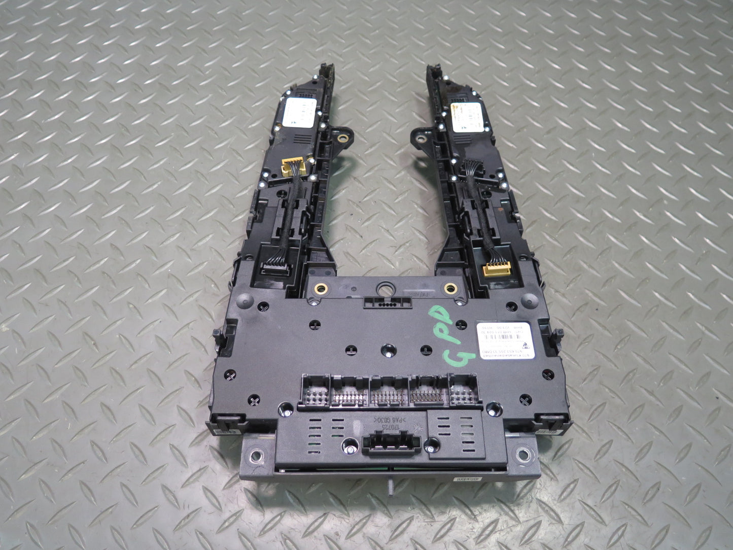 2012-2013 Porsche Panamera 970 Center Console A/C Heater Climate Control Switch