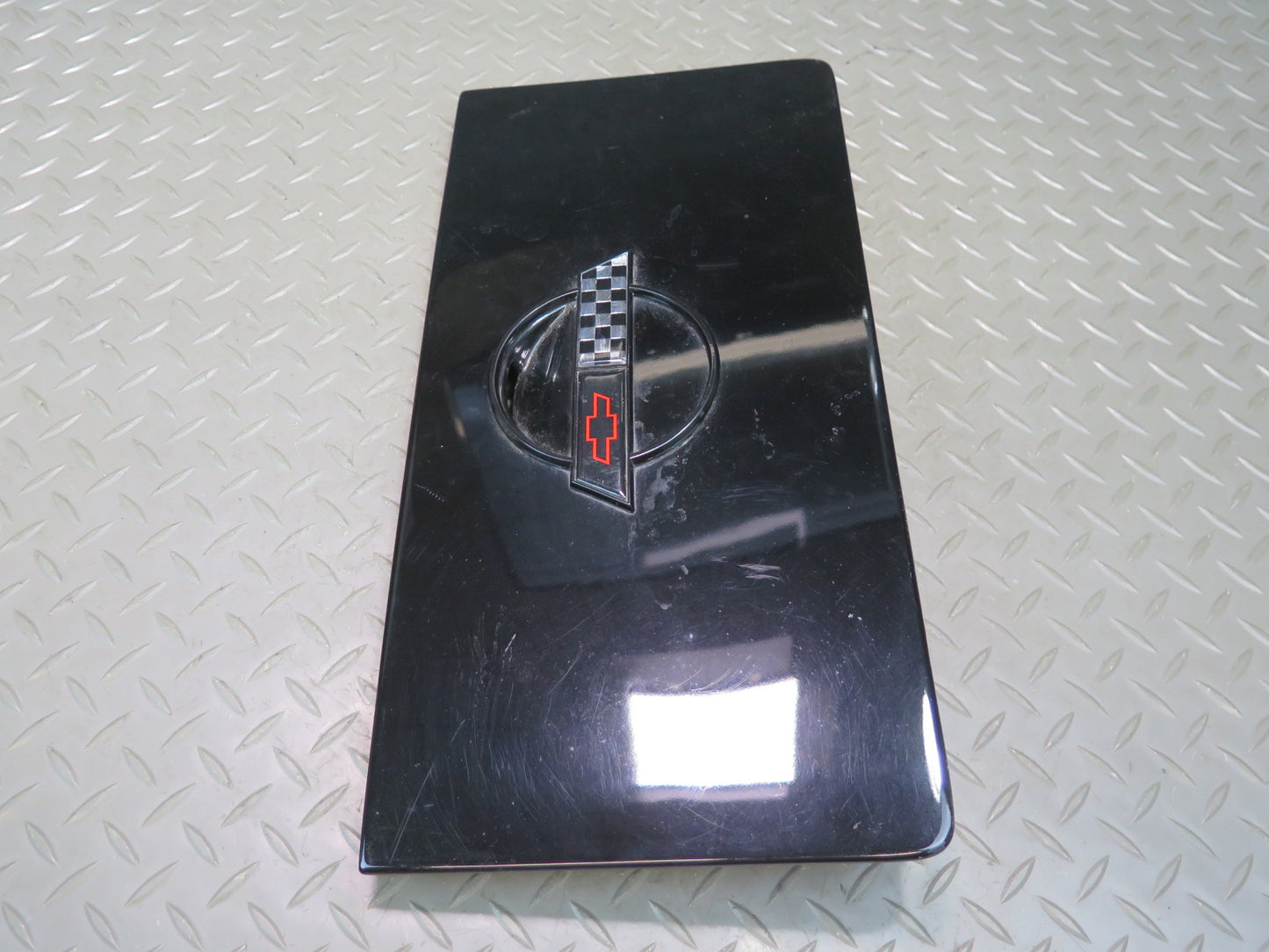 86-96 Chevrolet Corvette C4 Convert Fuel Door Lid Cover w Emblem Logo Black OEM
