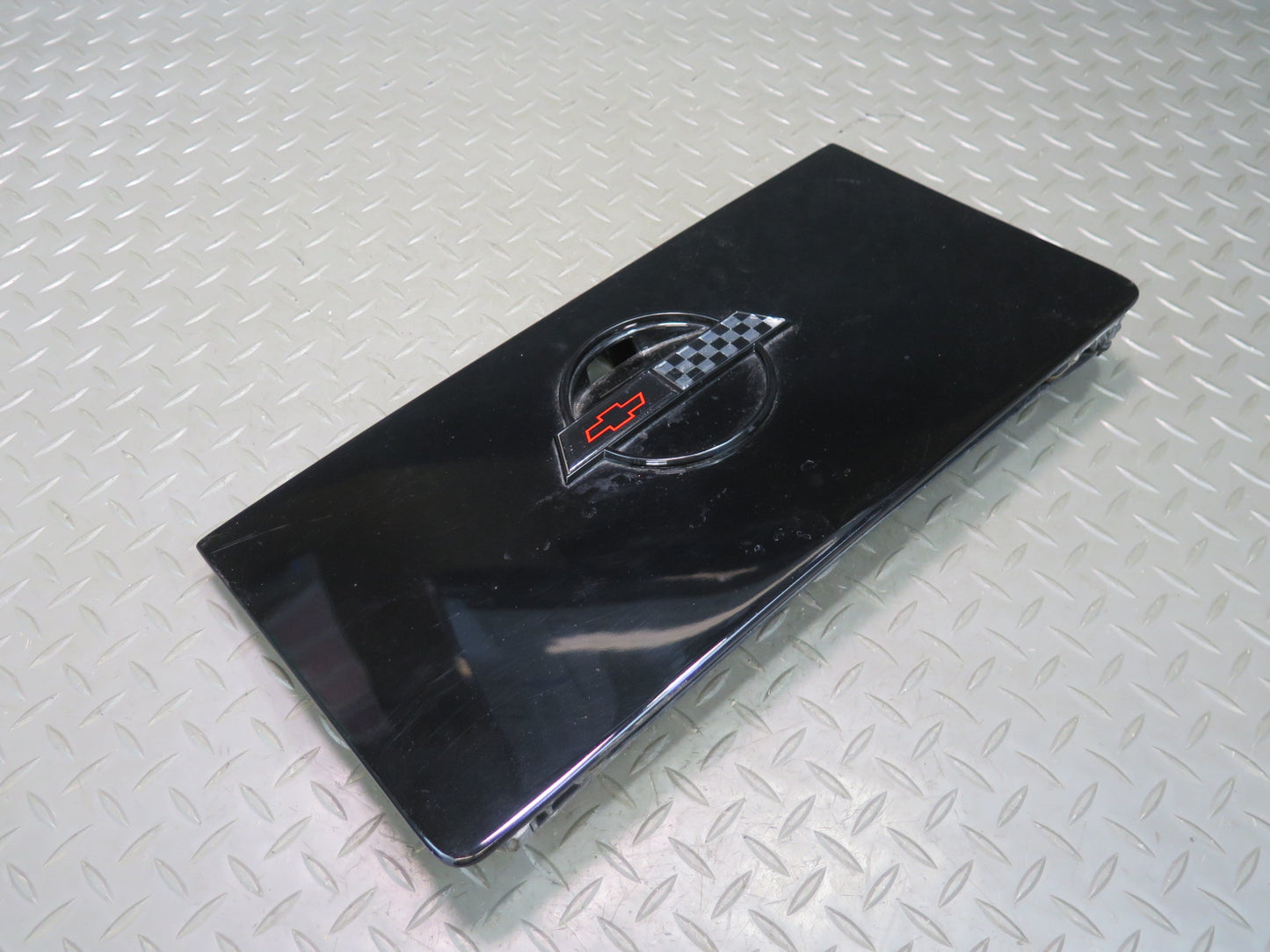 86-96 Chevrolet Corvette C4 Convert Fuel Door Lid Cover w Emblem Logo Black OEM
