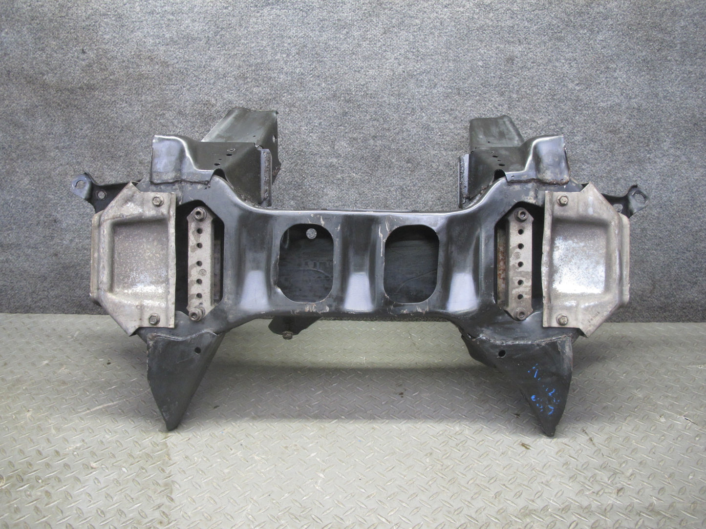 88-91 Chevrolet Corvette C4 Front Engine Cradle Subframe Crossmember Carrier OEM