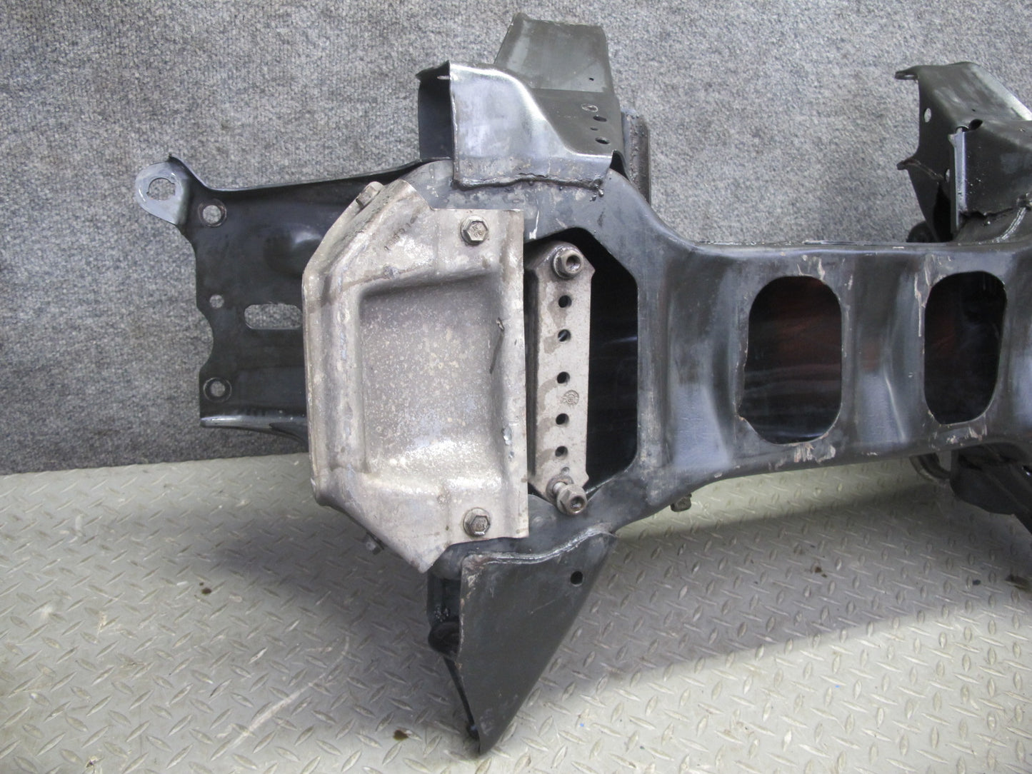 88-91 Chevrolet Corvette C4 Front Engine Cradle Subframe Crossmember Carrier OEM