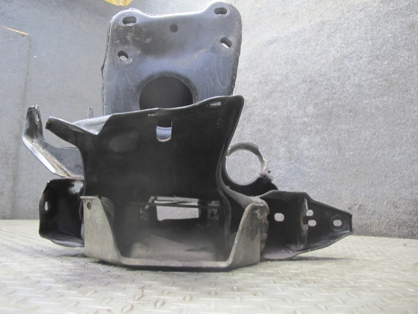 88-91 Chevrolet Corvette C4 Front Engine Cradle Subframe Crossmember Carrier OEM